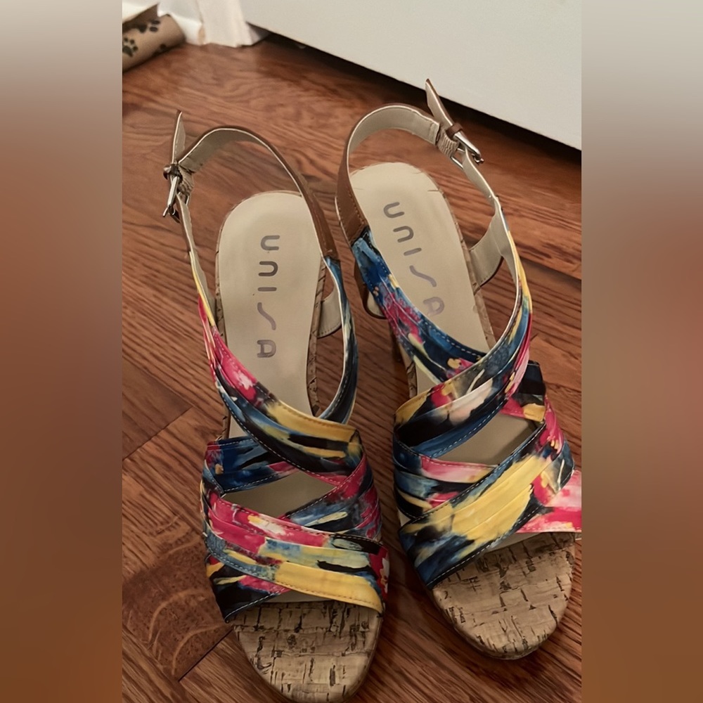Unisa Size 9 Multicolored Heels